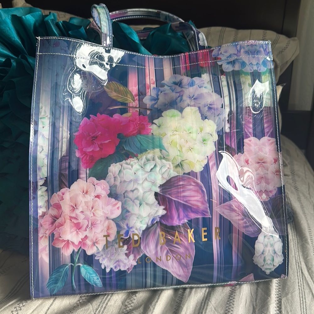 Ted Baker, London hydrangea large payent tote - Picture 2 of 5